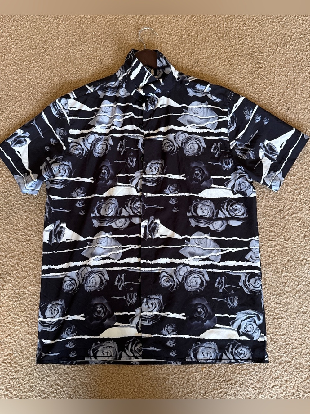 Black & white rose print button-up shirt